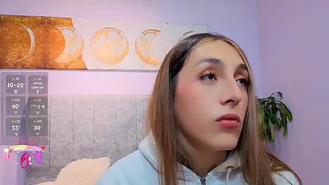 Snapshot of antonellastar24_ chatting on July 15, 8:03 pm antonellastar24 online show from July 15, 8:03 pm