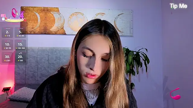 Snapshot of antonellastar24_ chatting on July 29, 12:47 pm antonellastar24 online show from July 29, 12:47 pm
