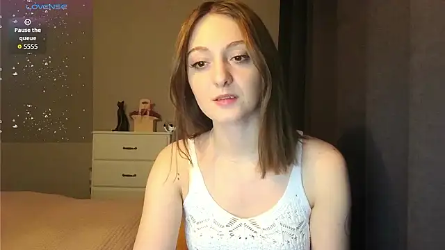 white liillyy online show from January 9, 9:38 pm