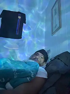 Snapshot of tyrek5051 chatting on November 17, 5:35 am tyrek5051 online show from November 17, 5:35 am