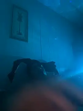 Snapshot of tyrek5051 chatting on November 21, 7:29 am tyrek5051 online show from November 21, 7:29 am