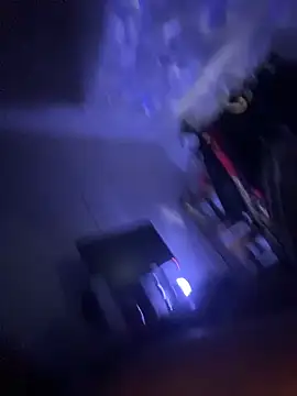 Snapshot of tyrek5051 chatting on November 24, 9:03 pm tyrek5051 online show from November 24, 9:03 pm