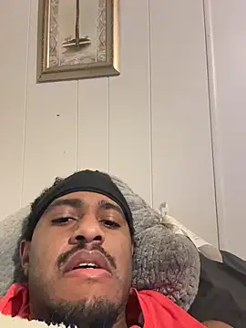 Snapshot of tyrek5051 chatting on November 28, 5:32 am tyrek5051 online show from November 28, 5:32 am