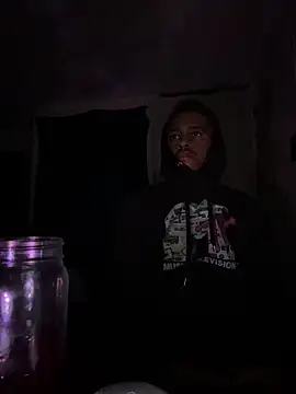 tyrek5051 online show from December 20, 10:17 pm