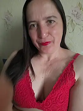 Snapshot of EvelinCutex chatting on May 18, 7:03 am EvelinCutex online show from May 18, 7:03 am