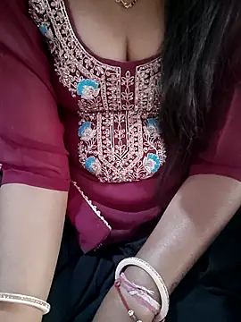 Paakhi-Singh online show from March 14, 11:37 am