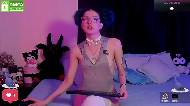 Bluedarkelf888 online show from December 4, 12:20 am