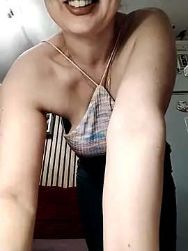 Mayaaaaaa  online show from March 12, 7:47 am