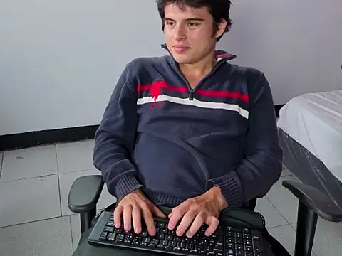 invincible200 online show from November 3, 2:07 pm