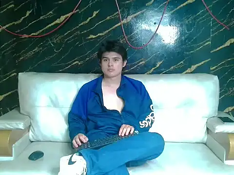 invincible200 online show from November 28, 2:42 pm