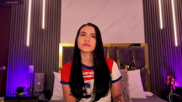 ScarletTorres online show from April 15, 6:26 pm