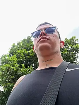 Kurtxxx22 online show from April 10, 7:40 pm