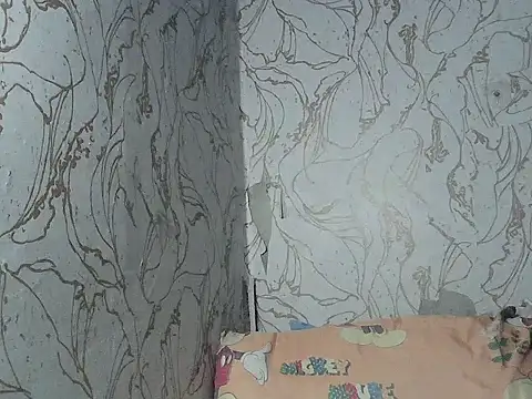 Snapshot of sweetdolly27 chatting on July 28, 8:52 pm sweetdolly27 online show from July 28, 8:52 pm