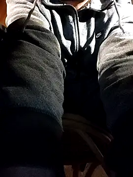 SmokedAlloy2 online show from January 8, 1:30 am