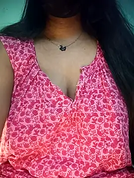 yoursexy rumi online show from November 3, 4:52 pm