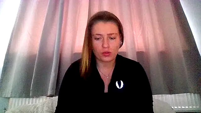 RUBY-ROSE-SWINGS online show from November 11, 11:10 am