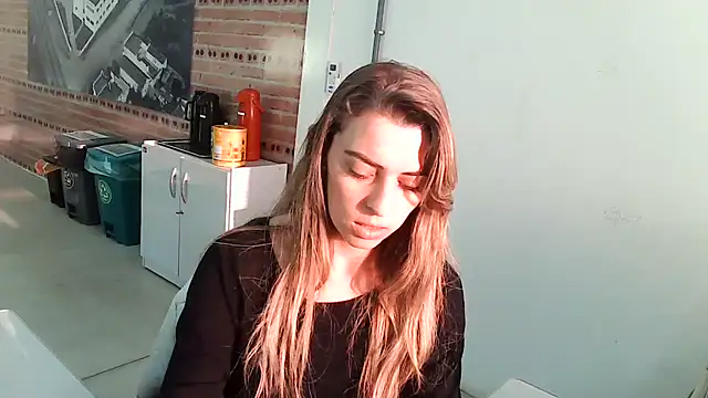 Snapshot of SweetGraciosa chatting on September 23, 8:23 pm SweetGraciosa online show from September 23, 8:23 pm