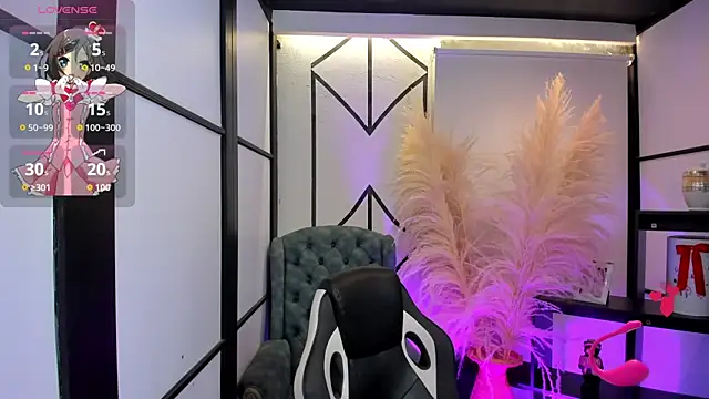 NahomiRichards  online show from March 1, 6:15 am