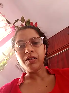 Snapshot of thanusi_2 chatting on October 25, 6:21 am thanusi 2 online show from October 25, 6:21 am