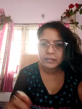 Snapshot of thanusi_2 chatting on November 6, 5:30 am thanusi 2 online show from November 6, 5:30 am