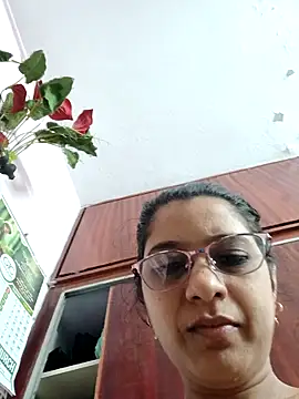 Snapshot of thanusi_2 chatting on November 14, 4:38 pm thanusi 2 online show from November 14, 4:38 pm