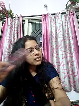 Snapshot of thanusi_2 chatting on November 22, 4:06 pm thanusi 2 online show from November 22, 4:06 pm