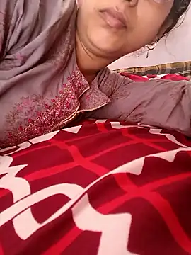 Snapshot of thanusi_2 chatting on November 28, 7:00 am thanusi 2 online show from November 28, 7:00 am