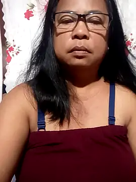 Snapshot of xxsasa chatting on May 15, 7:32 pm xxsasa online show from May 15, 7:32 pm