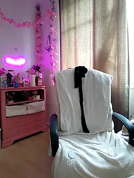 Snapshot of Mila_Luciphya chatting on November 20, 10:26 am Mila Luciphya online show from November 20, 10:26 am