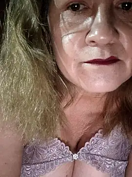 Snapshot of XimenaSmith chatting on October 5, 1:59 am XimenaSmith online show from October 5, 1:59 am