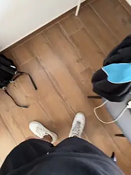 Manu97k online show from November 17, 4:46 pm