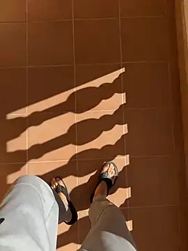 Manu97k online show from February 15, 10:58 am