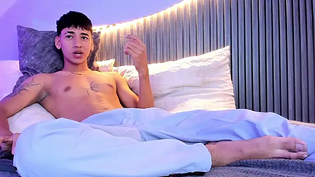 Dominic ghost online show from November 8, 2:56 am