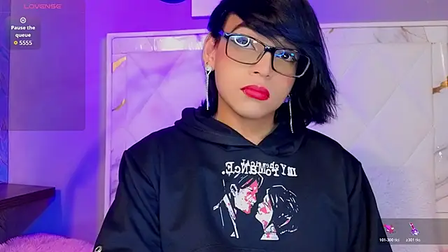 Dannyhot  online show from May 28, 8:50 pm