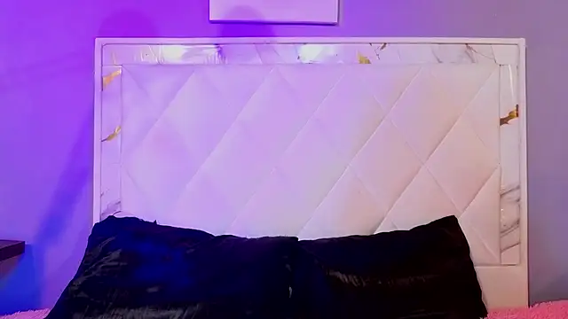 Dannyhot  online show from June 3, 8:25 pm