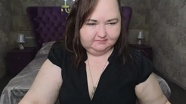 Eloisa Eliot online show from November 17, 4:46 pm