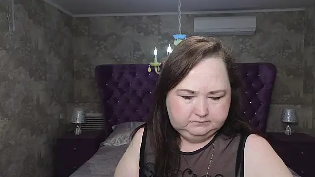 Eloisa Eliot online show from December 16, 4:12 pm