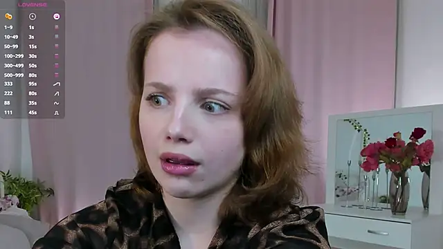 Snapshot of GabiMeshuggah chatting on February 4, 9:31 pm GabiMeshuggah online show from February 4, 9:31 pm