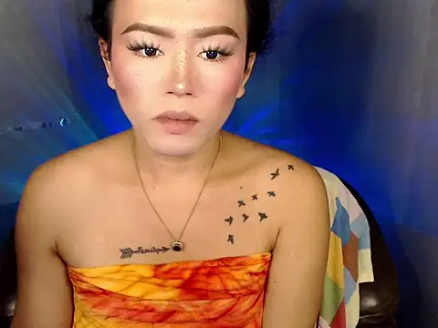 Snapshot of hugecock_jane chatting on December 15, 3:27 pm hugecock jane online show from December 15, 3:27 pm