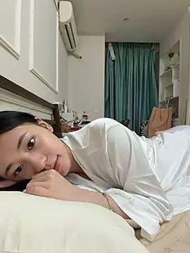 Snapshot of shishi0688 chatting on May 15, 5:20 pm shishi0688 online show from May 15, 5:20 pm