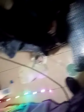 Snapshot of destroassbig2 chatting on March 20, 7:52 pm destroassbig2 online show from March 20, 7:52 pm