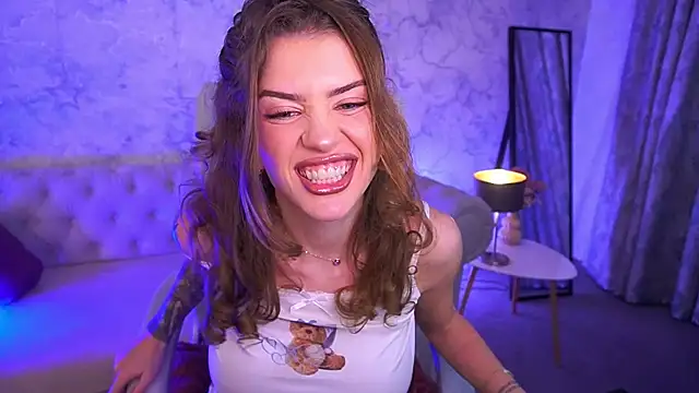 CurlyCandyXX online show from February 12, 3:18 pm