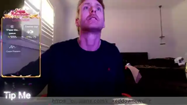 Snapshot of OFFICAL_DICKEDDOWNUNDER chatting on May 26, 2:18 am OFFICAL DICKEDDOWNUNDER online show from May 26, 2:18 am
