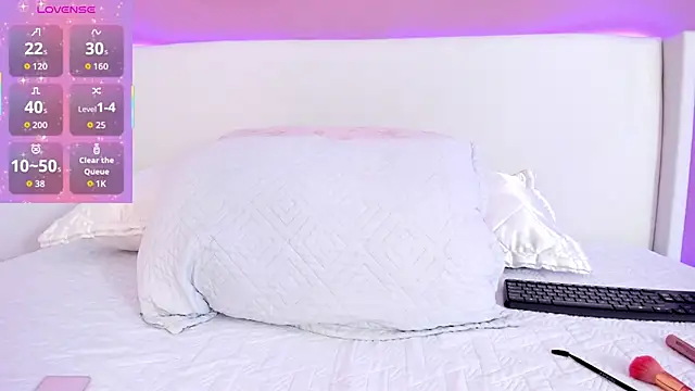  Saandy online show from December 4, 11:52 am