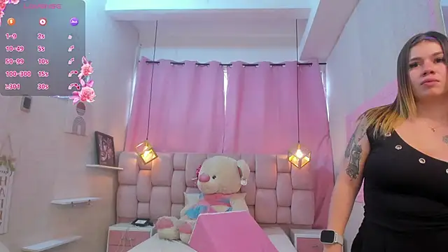 SweetMichel  online show from January 19, 1:26 pm