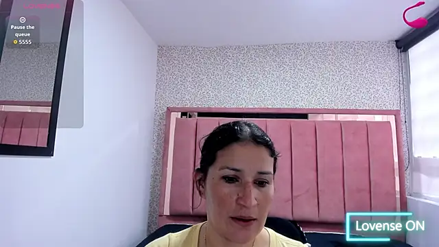 Barbara fox   online show from February 12, 11:49 am