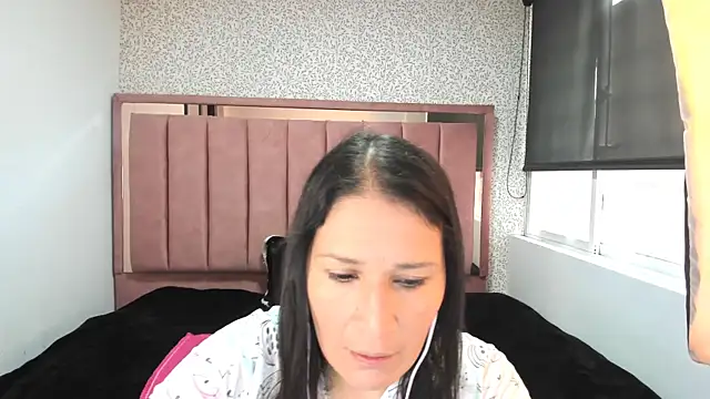 Snapshot of Barbara_fox__ chatting on June 22, 11:51 am Barbara fox online show from June 22, 11:51 am