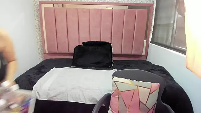 Snapshot of Barbara_fox__ chatting on July 9, 12:31 pm Barbara fox online show from July 9, 12:31 pm