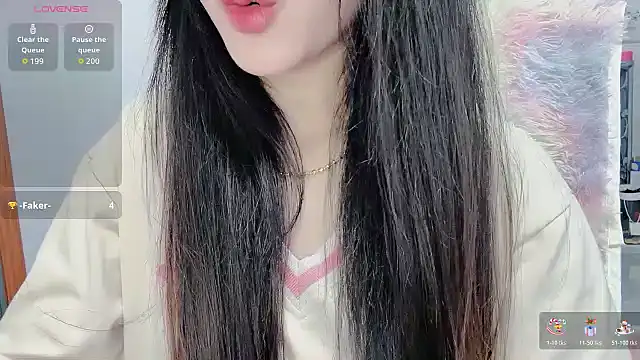 Snapshot of Sexlove_bb chatting on June 14, 2:35 am Sexlove bb online show from June 14, 2:35 am