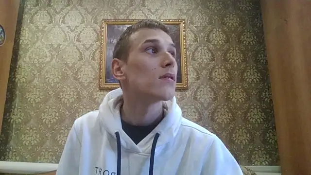 Snapshot of your___honeyy chatting on September 10, 12:16 pm your   honeyy online show from September 10, 12:16 pm